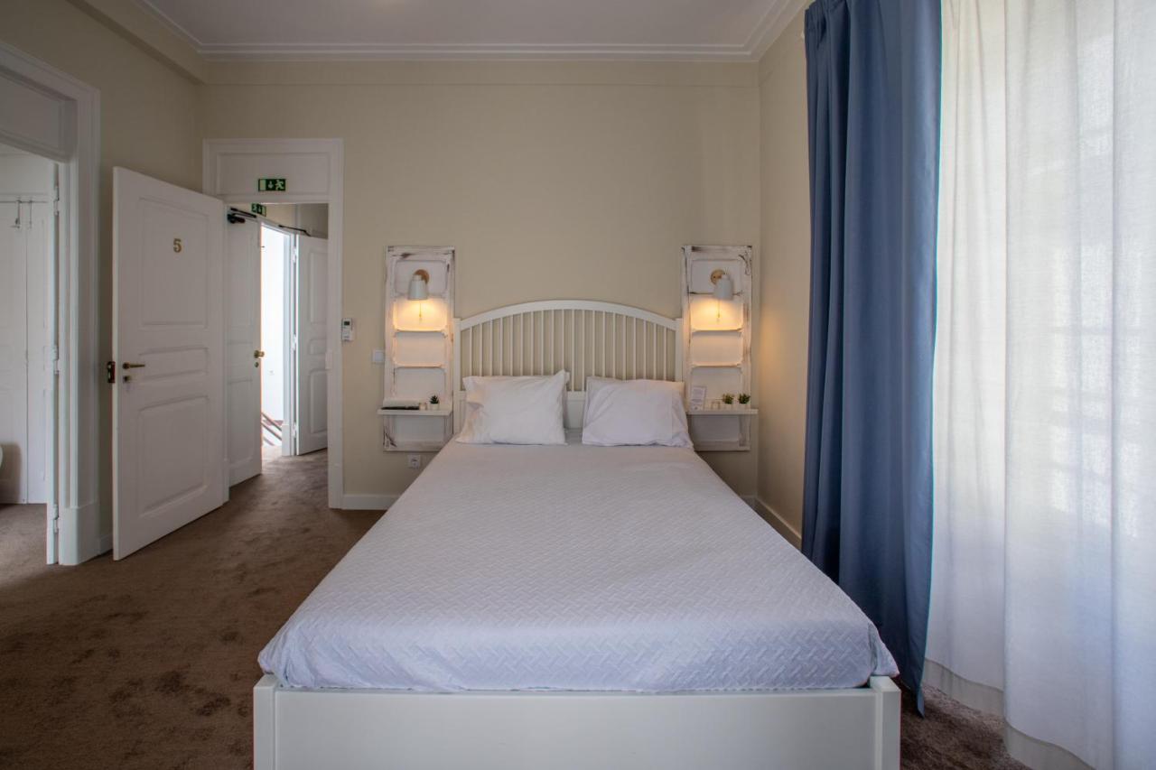 Graca Garden Torres Vedras Hotel ภายนอก รูปภาพ